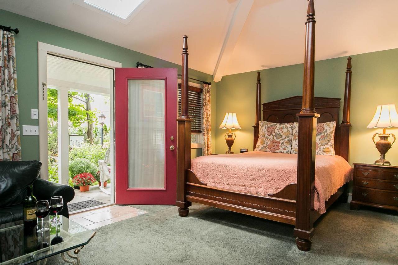 Hidden Garden Cottages & Suites Saugatuck Exterior foto