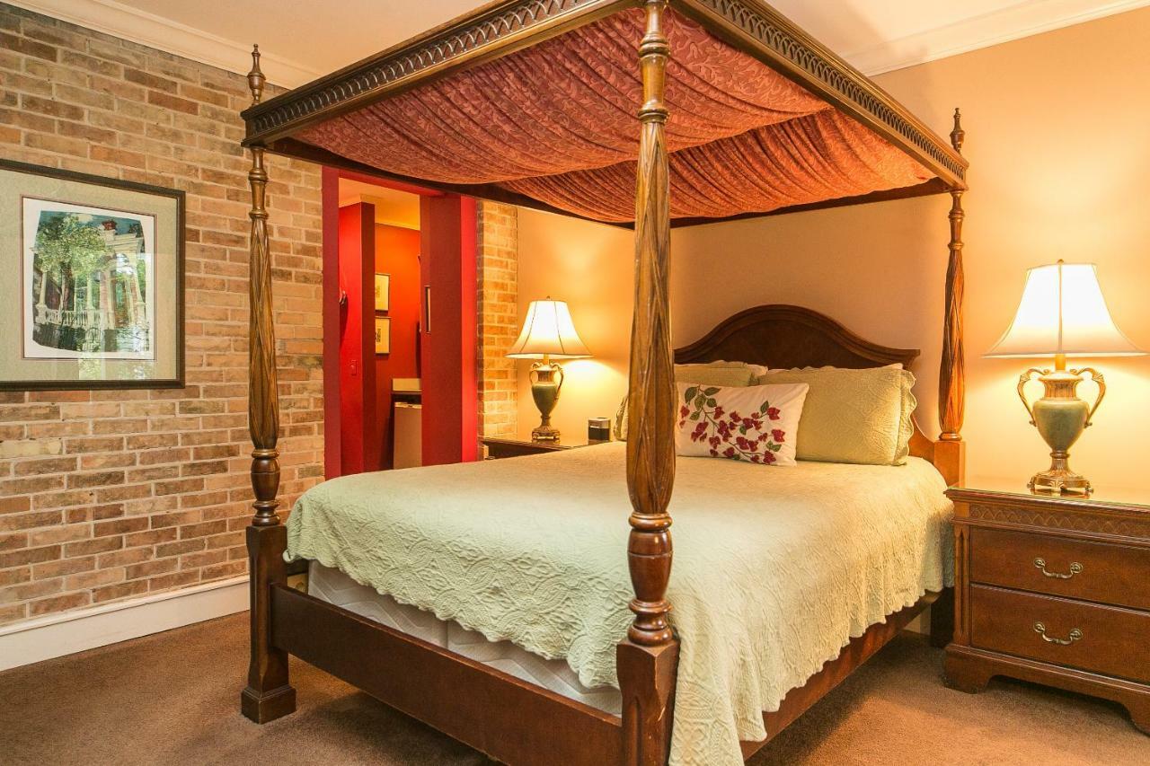 Hidden Garden Cottages & Suites Saugatuck Exterior foto